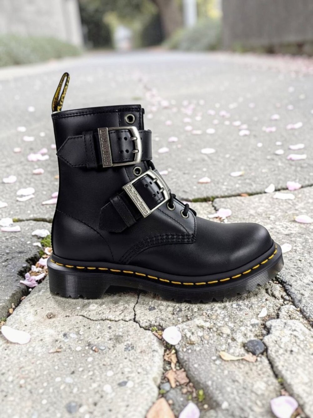 Dr. Doc Martens 1460 Buckle Pull Up Side Zip Boots Womens Size 5 Black Leather